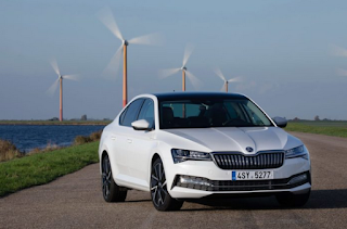 مواصفات و اسعار و مميزات و عيوب سيارة سكودا سوبيرب 2022 skoda suberb